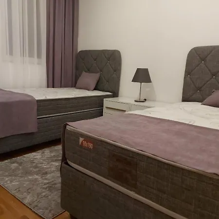 Luxury Iva Ii Апартаменты *